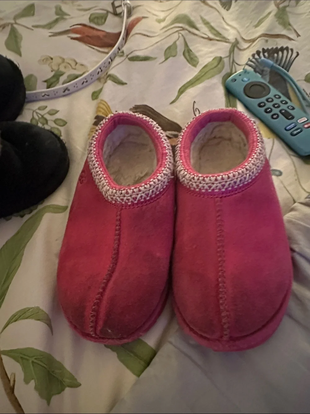 Ugg Kids Pink Cozy Slip-On One-Piece Slippers